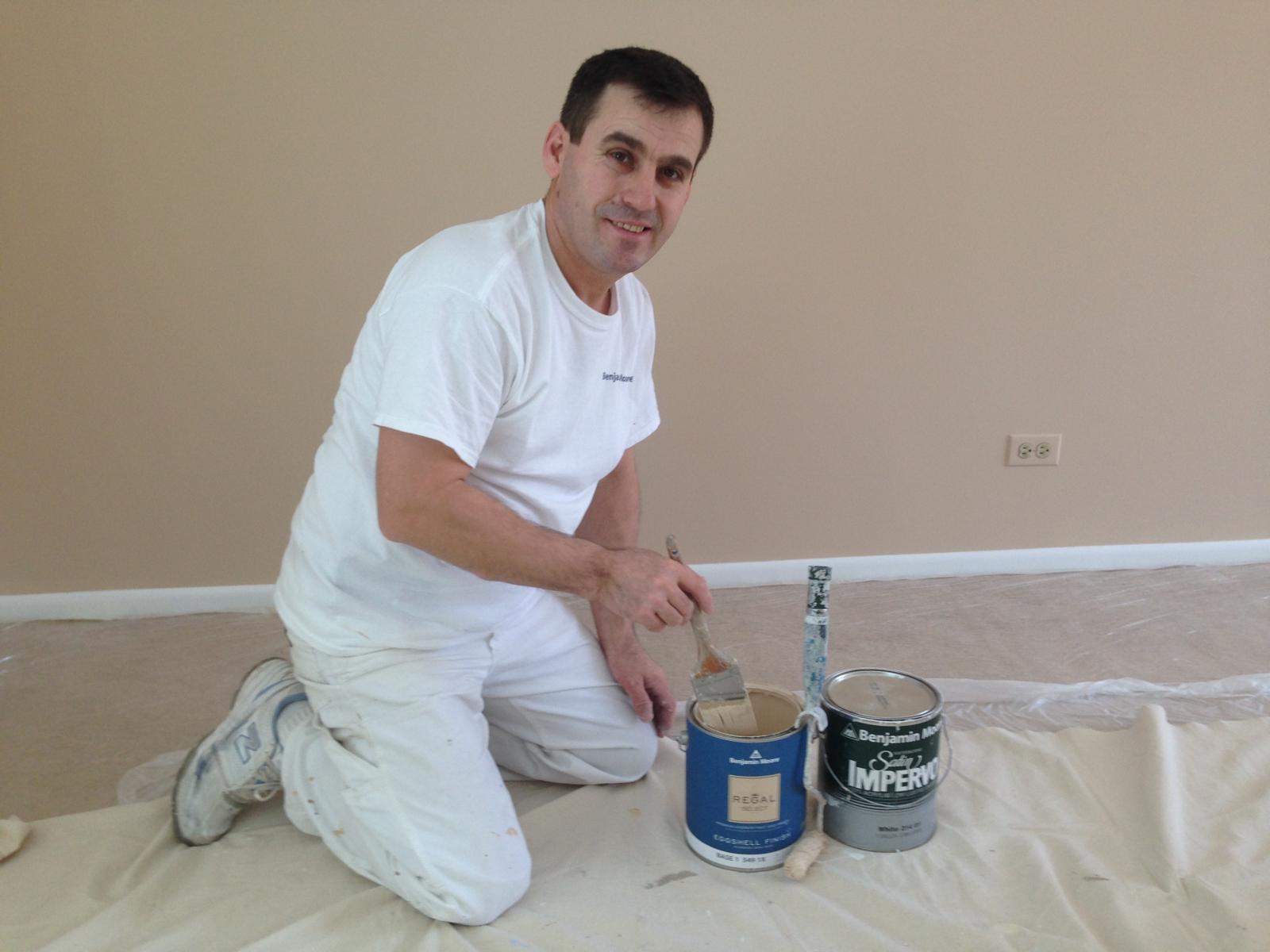 TPT Decorating founder on the job